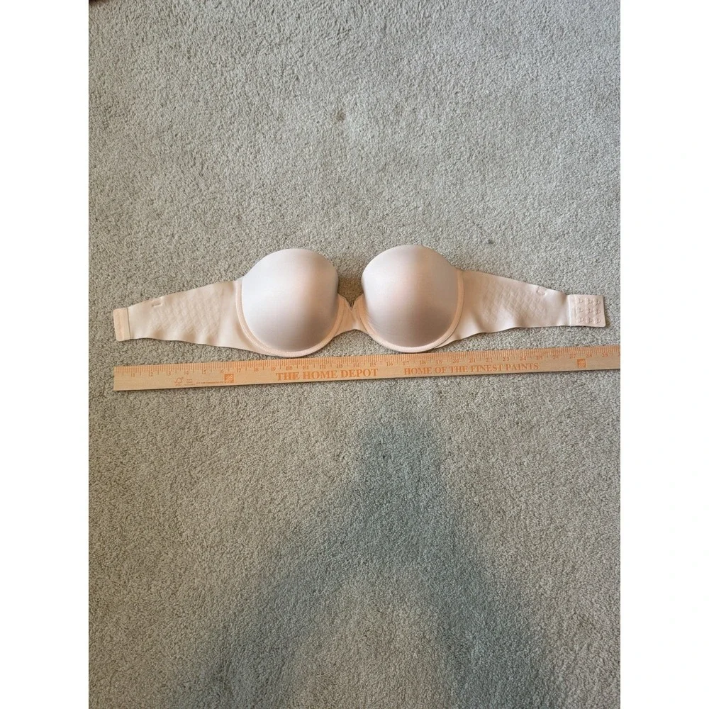 Victoria's Secret Illusion Lightly Lined Smooth Strapless Bra Nude Size‎ 36D - Picture 4 of 5